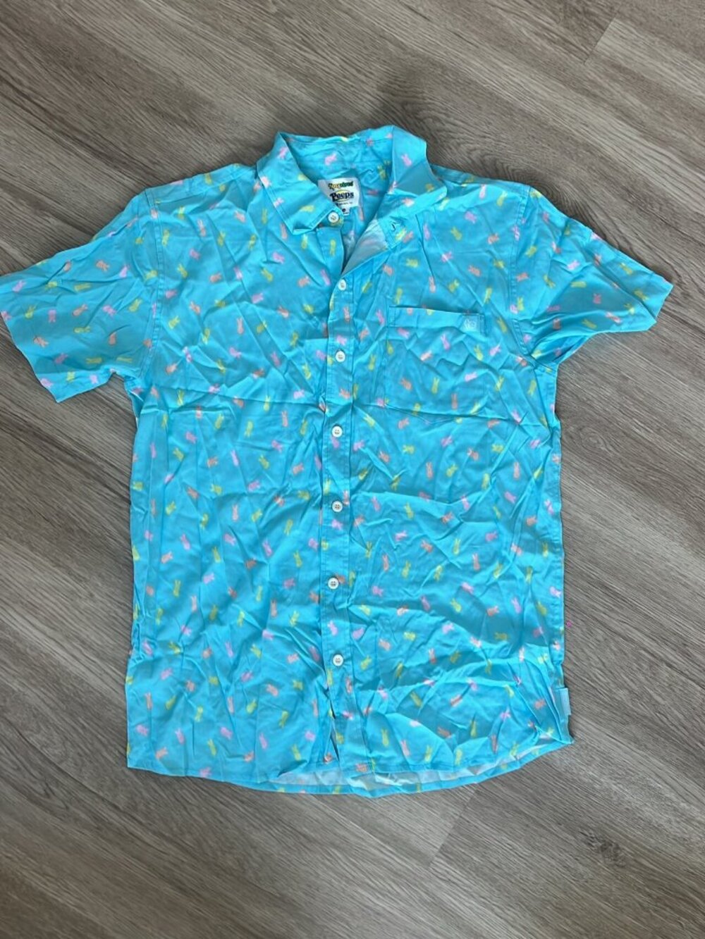 Tipsy Elves x Peeps Button-Up Shirt M